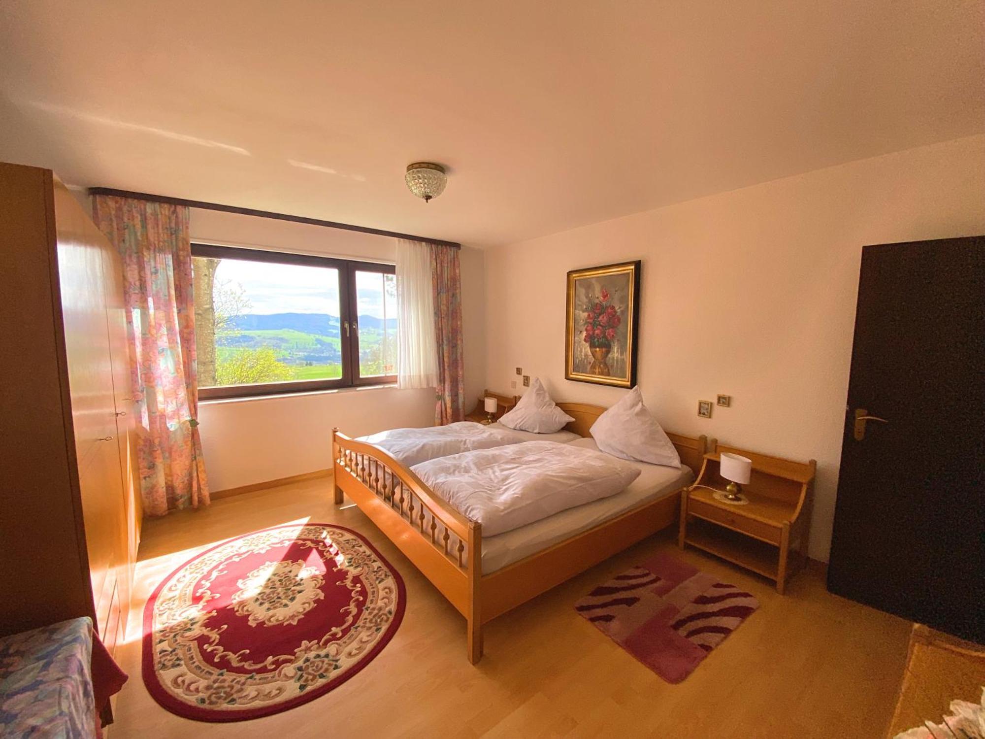 Ferienwohnung Rhoenpanorama เกอร์สเฟลด์ ภายนอก รูปภาพ
